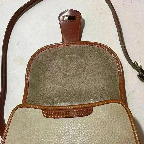 Vintage Dooney & Bourke R25 Medium Essex Bone British Tan Leather Shoulder Bag - Picture 12 of 15